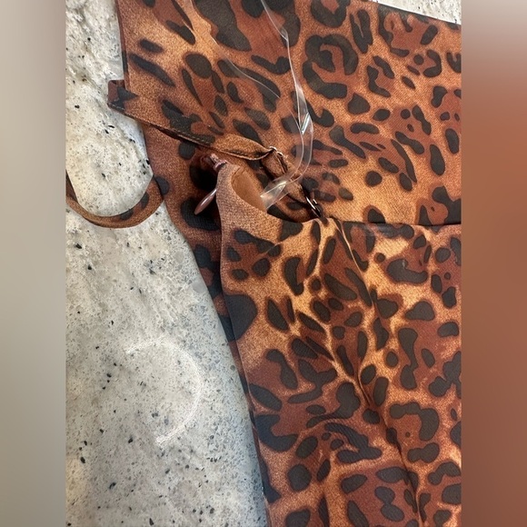 Leopard Print Maxi Dress - Picture 8 of 8